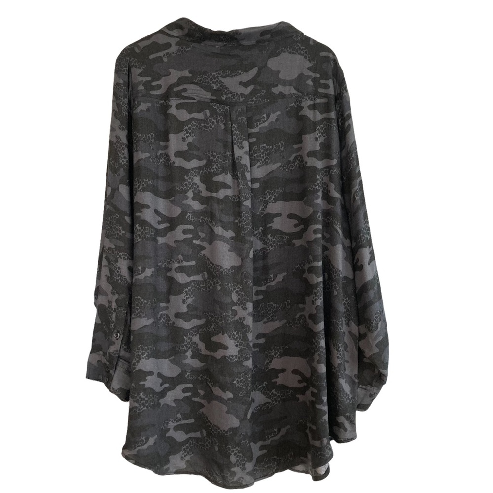 Torrid NWT Pocket Tunic Button Down Soft Brushed Black and Grey Camo Shirt - Picture 4 of 15